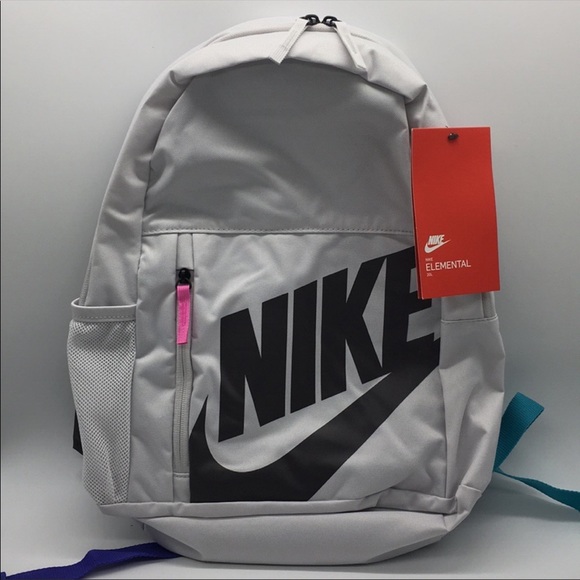 nike elemental 21l